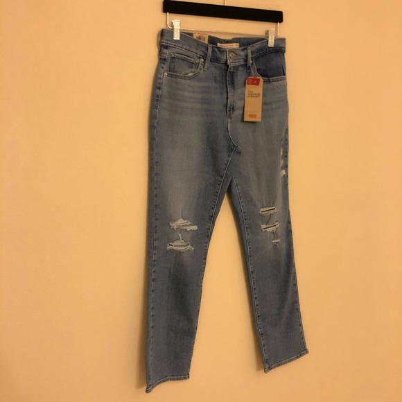 what is a size 8 in levis womens jeans